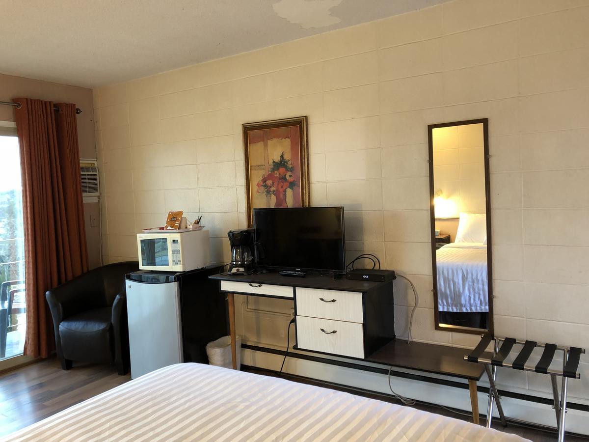 Holiday House Motel Ladysmith Luaran gambar