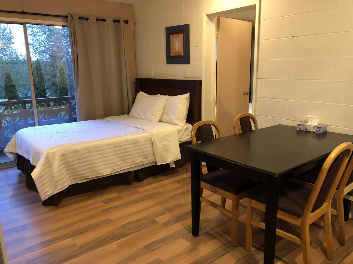 Holiday House Motel Ladysmith Luaran gambar